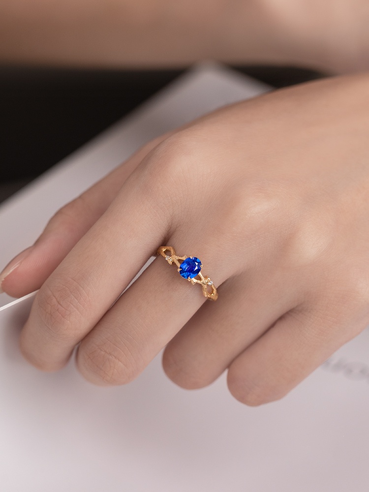 Inel din safir natural de 14k