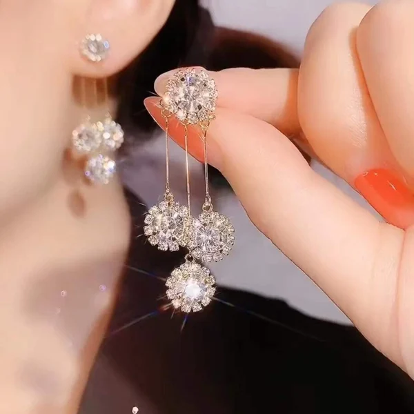2024 Nuovo stile-50% di sconto-Orecchini con petali rotondi in zircone