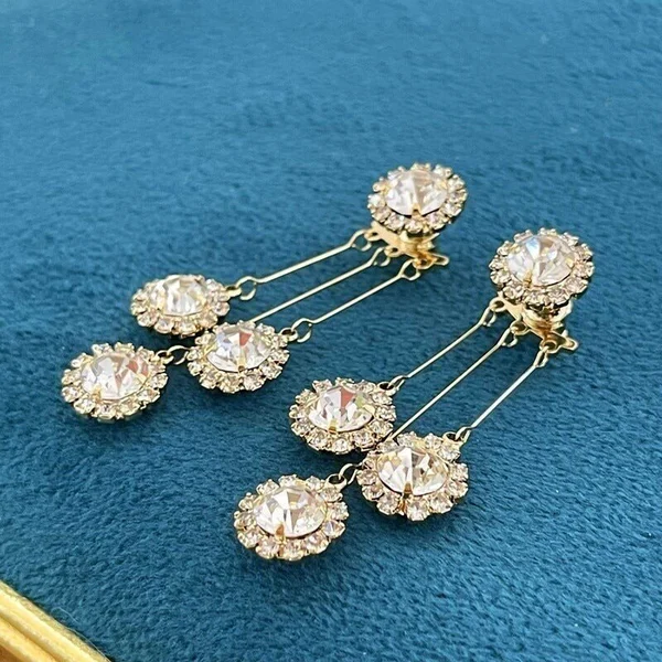 2024 Nuovo stile-50% di sconto-Orecchini con petali rotondi in zircone
