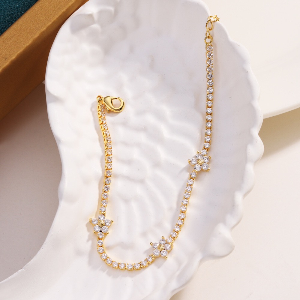 Twinkglo™ Colorful flower bracelet zircon