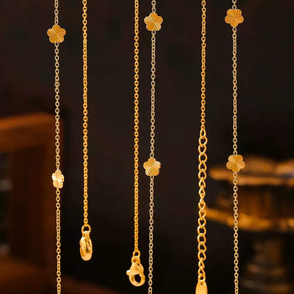 Twinkglo™  Flower collarbone necklace 