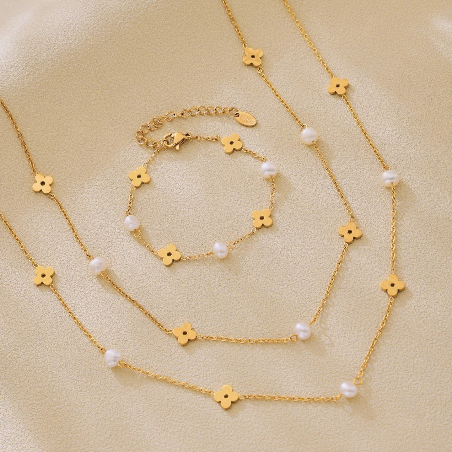 Twinkglo™ Natural pearl flower bracelet necklace 