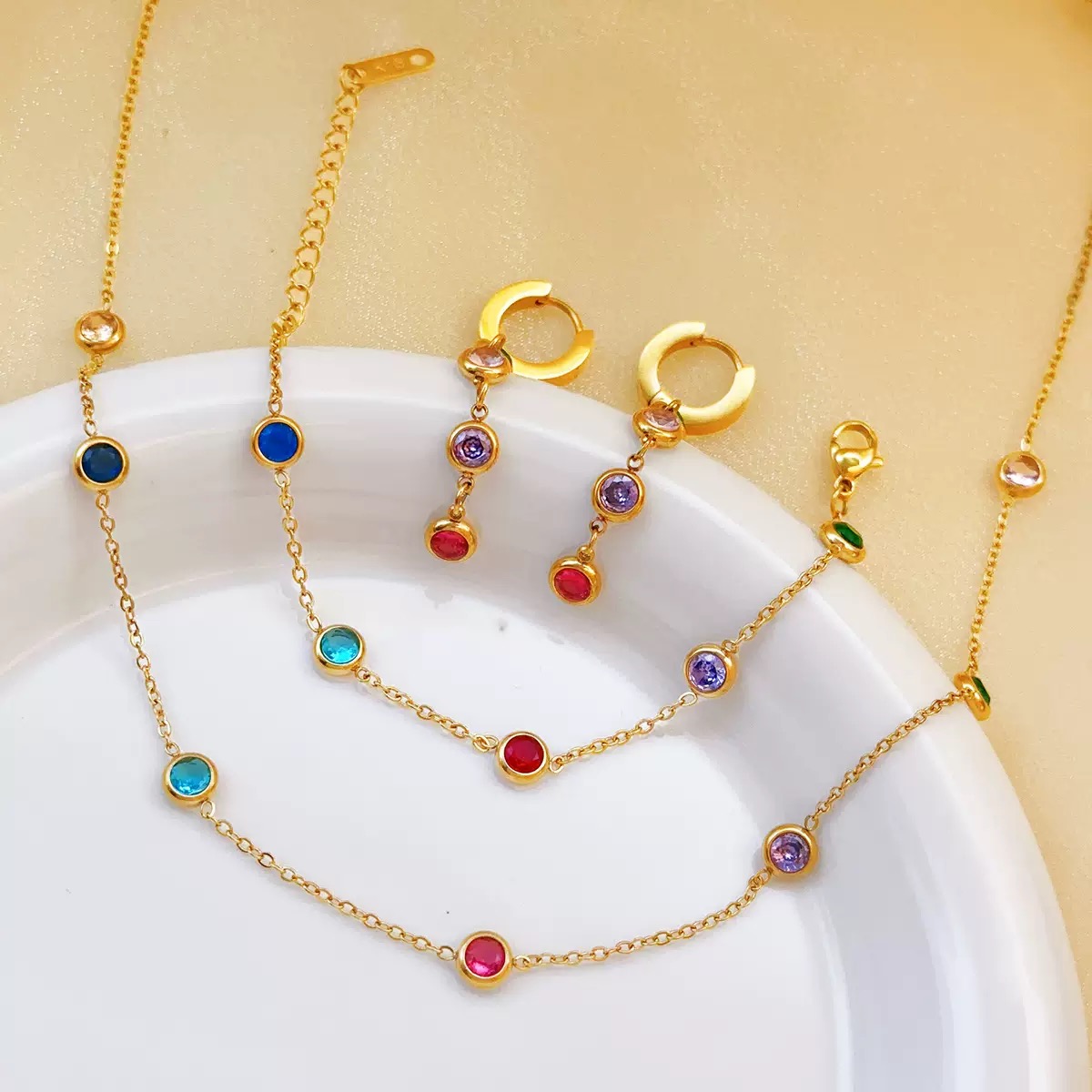 Twinkglo™ Colored Bracelet Zircon set