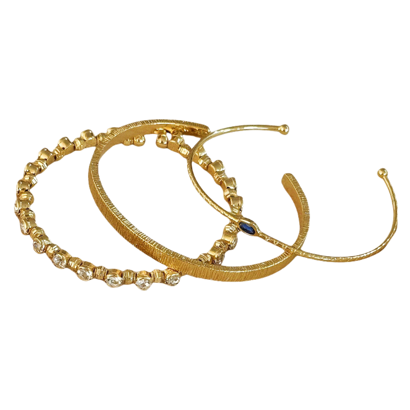Twinkglo™  Minimally designed open bracelet zircon set 