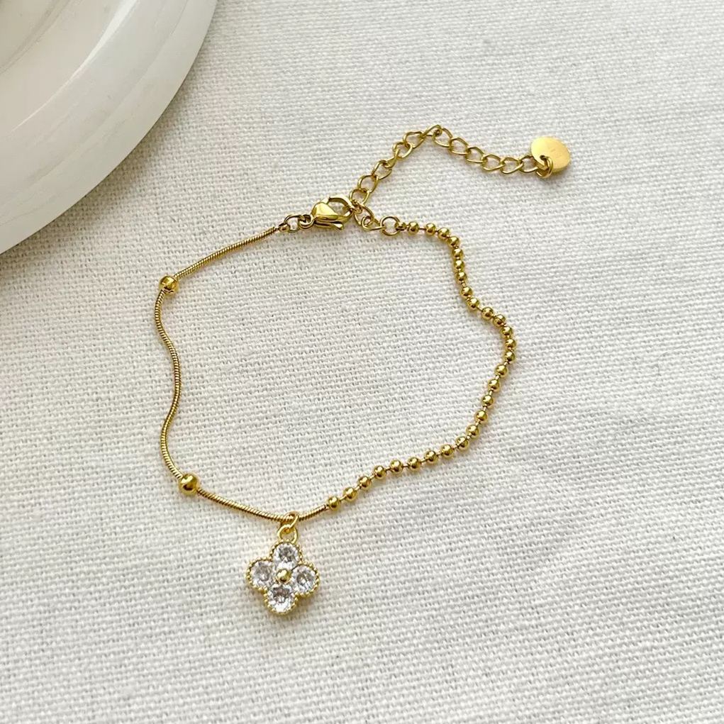 Twinkglo™  Asymmetric design of flowers Bracelet Zircon 