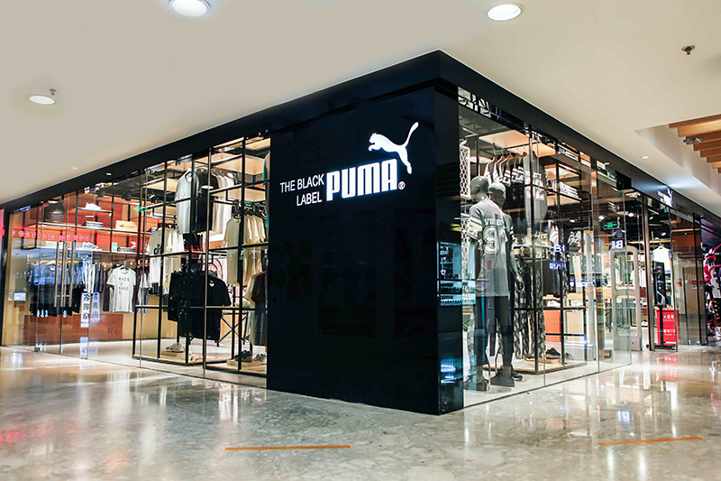 A terceira "Black Label Store" na China é revelada. A PUMA BLACK LABEL STORE está localizada em Beijing Xidan Joy City | Ideal Life Laboratory - Para uma vida melhor