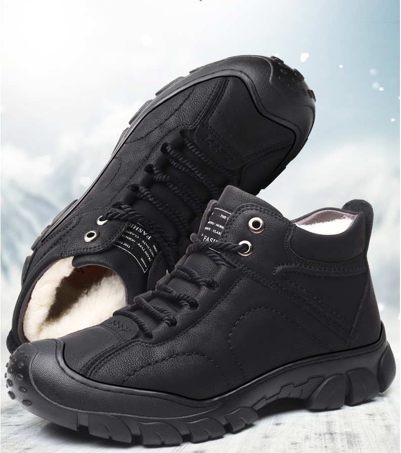 Novi jesenski in zimski usnjeni čevlji in žametni odebeljeni nepremočljivi moški čevlji za prosti čas