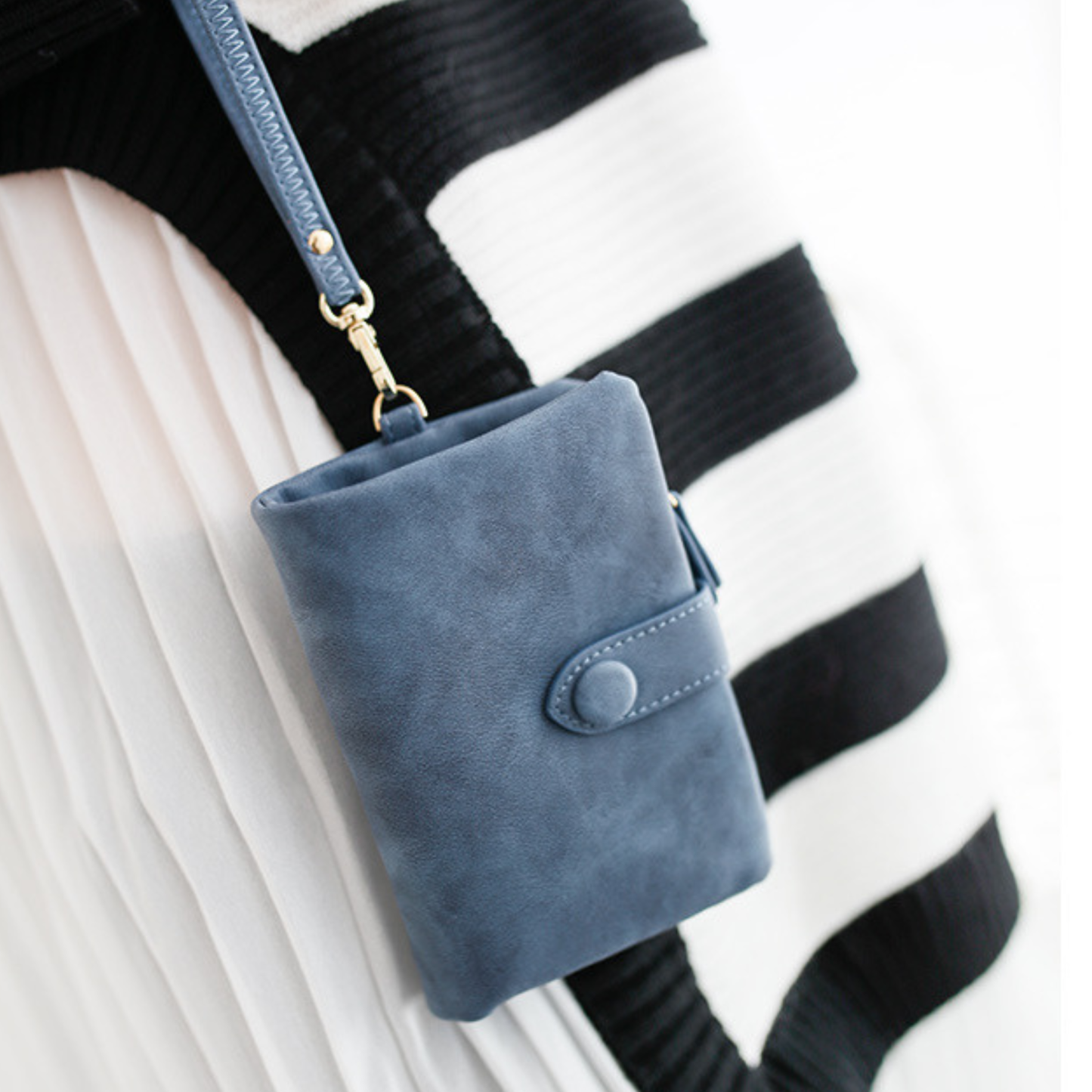 Personalized Tri-Fold Birth Flower Leather Wallet Card Holder for Unique & Love | JNSBag10