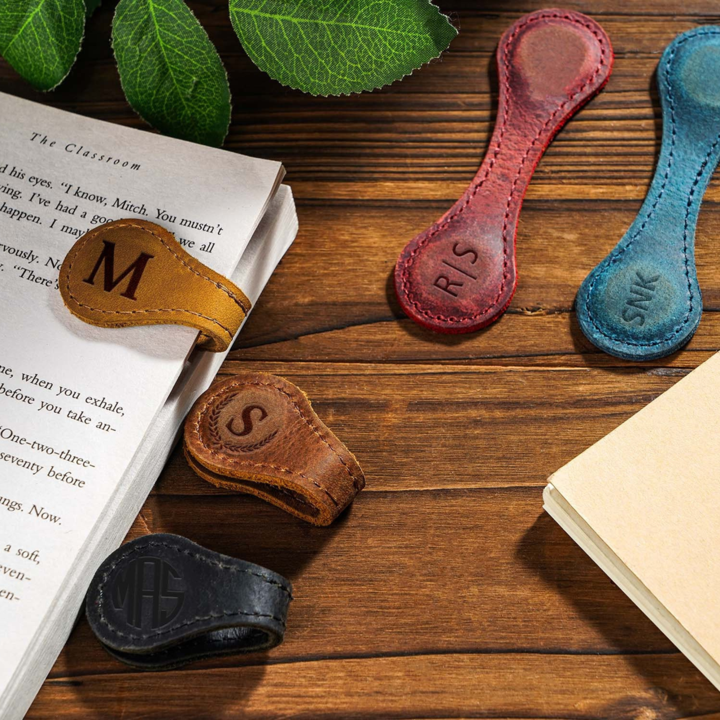Personalized Leather Magnetic Bookmark for Unique & Love | JNSDec37