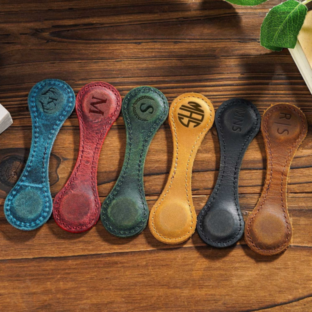 Personalized Leather Magnetic Bookmark for Unique & Love | JNSDec37
