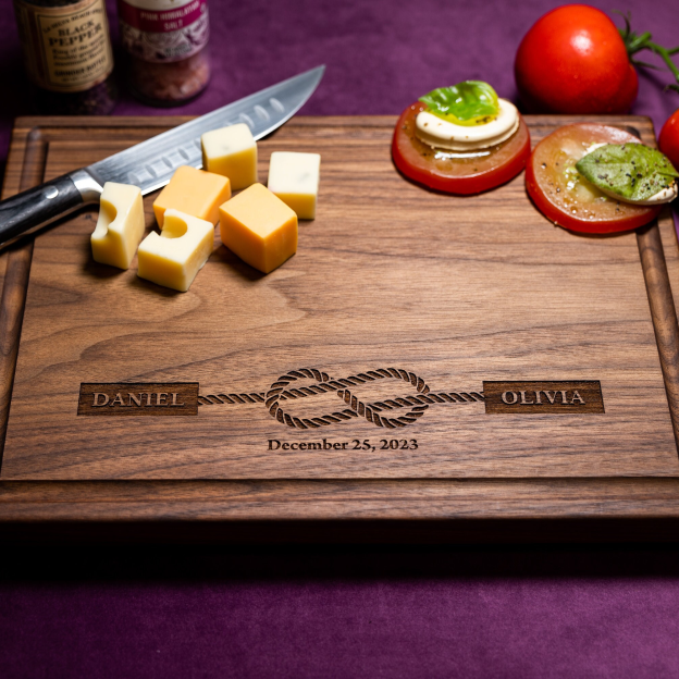 Personalized Wooden Cutting Board for Unique & Love | JNSDec41