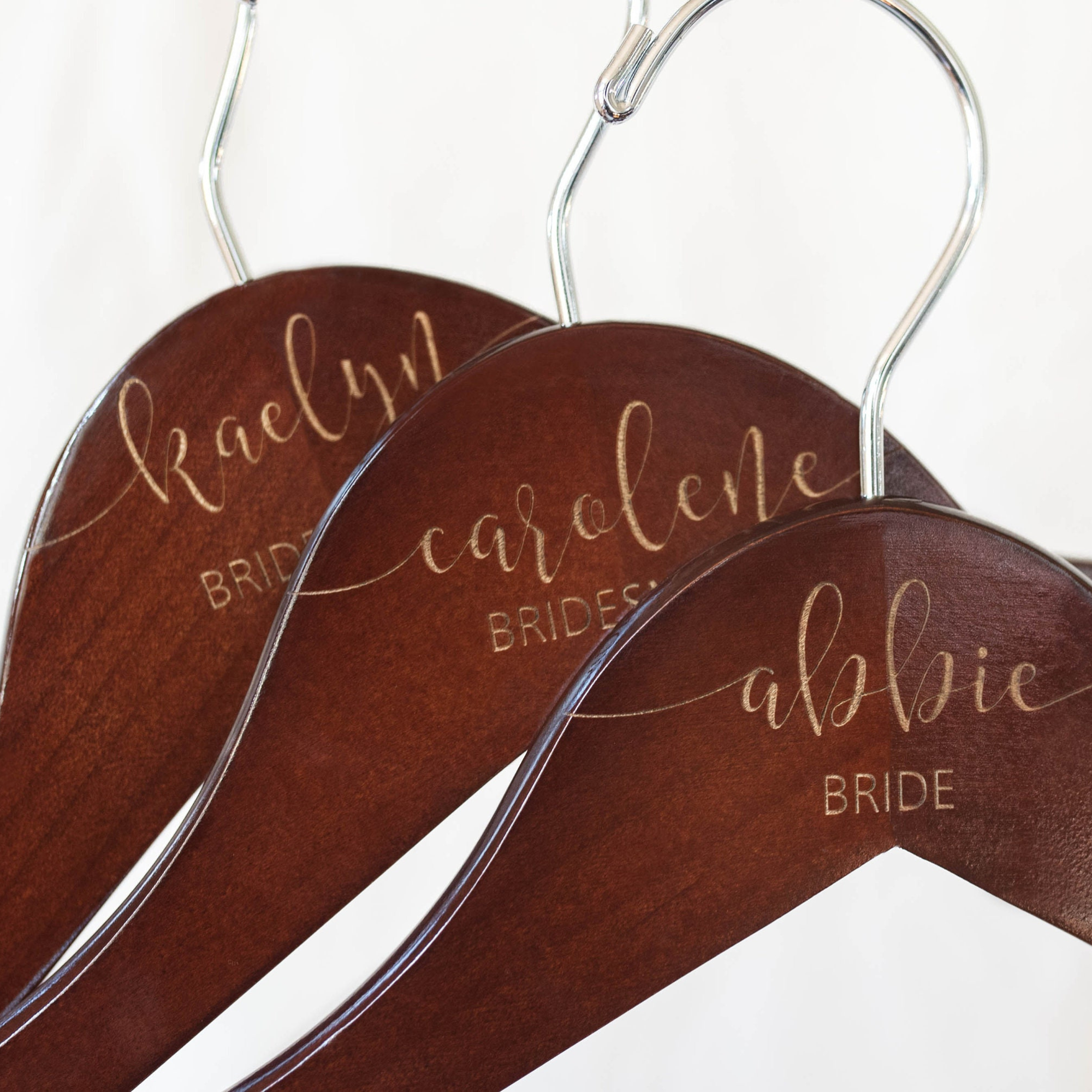 Personalized Wedding Hangers for Unique & Love | JNSDec01