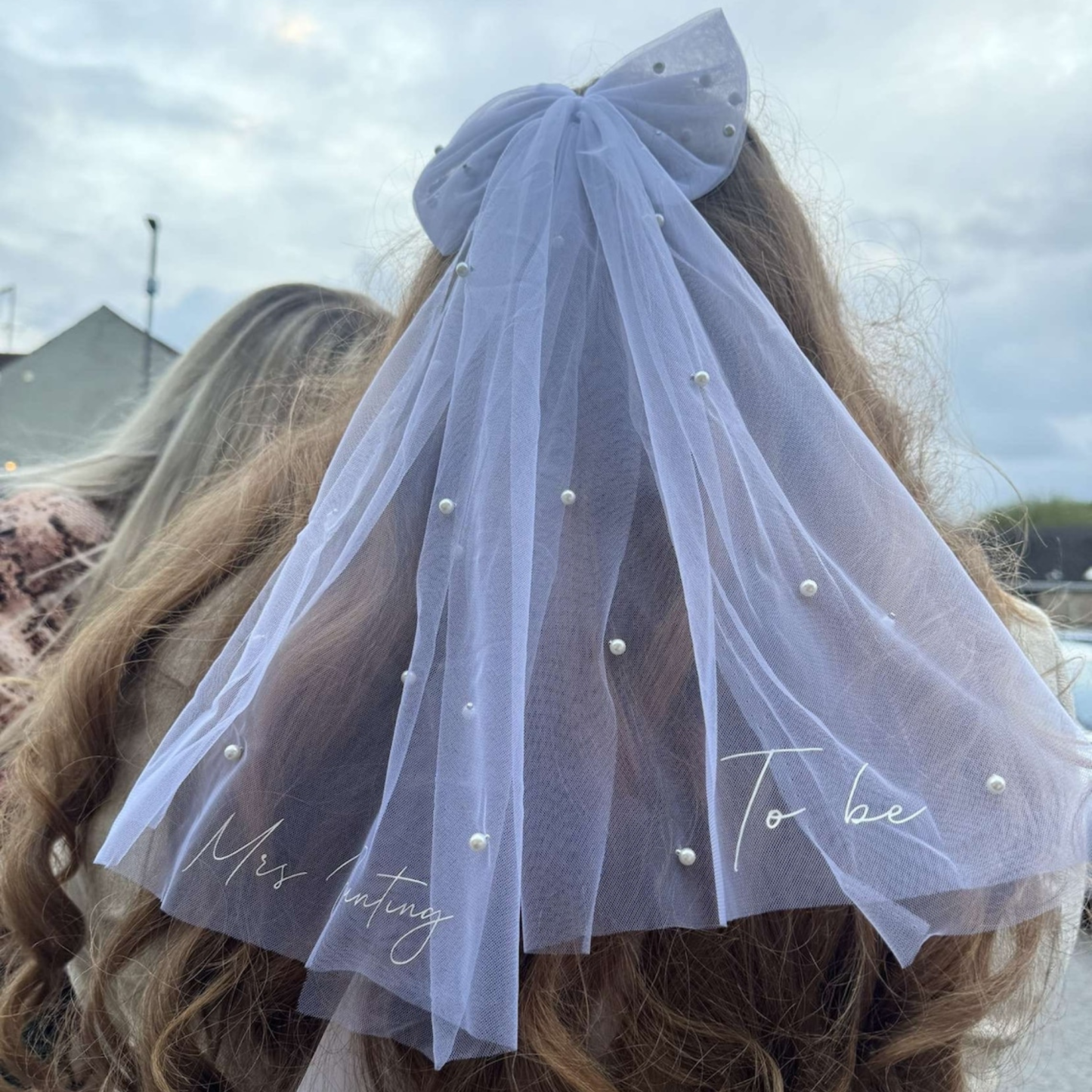Personalized Monogrammed Bridal Pearl Veil for Hen Party | JNSCloth34