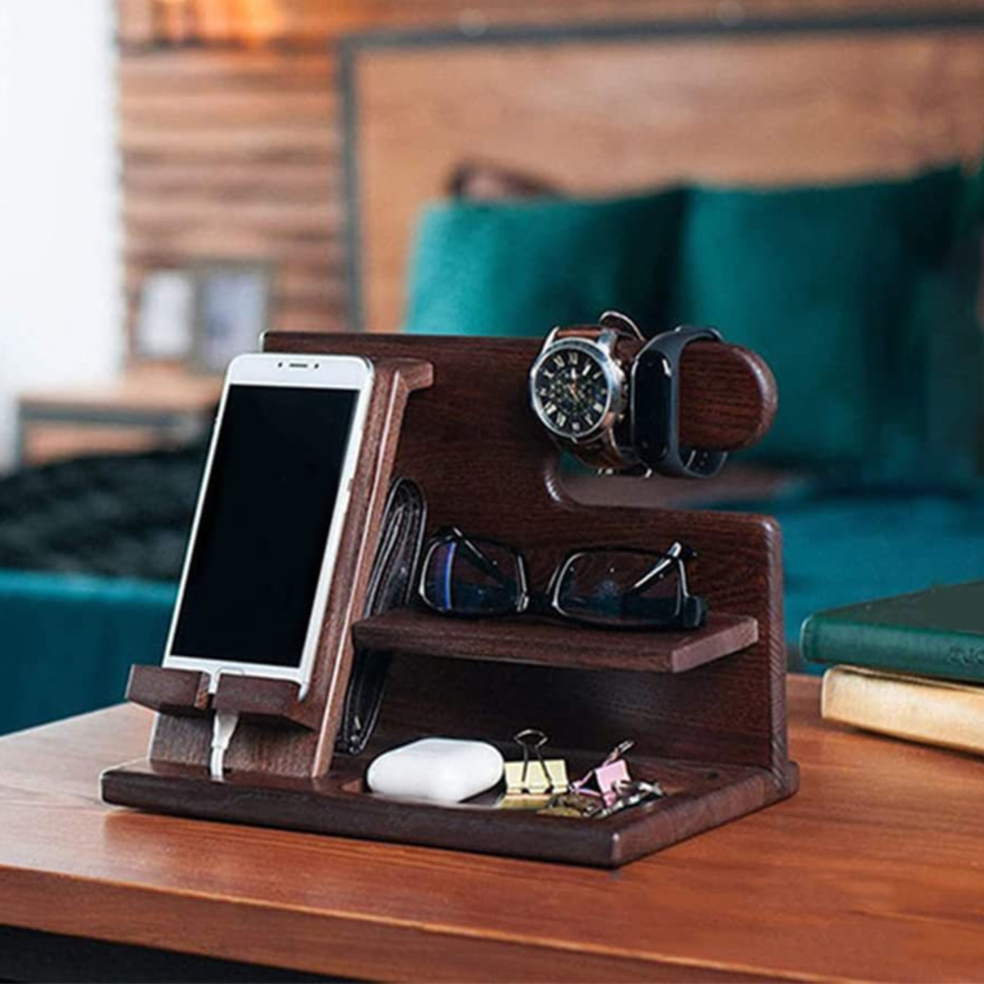 Personalized Wood Engraved Docking Station | JNSDec101