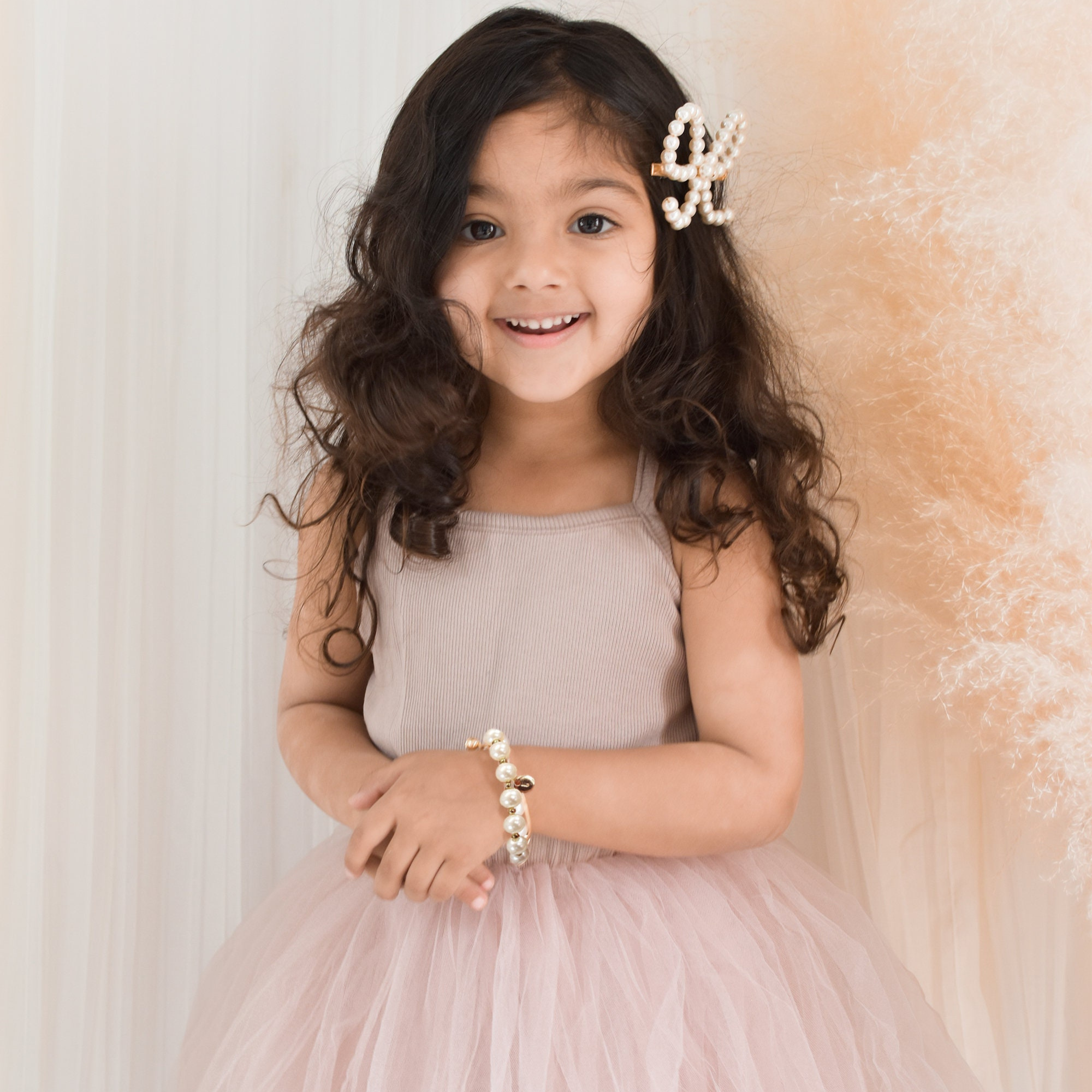 Personalized Letter Flower Girl Pearl Bracelet for Unique & Love | JNSDec134