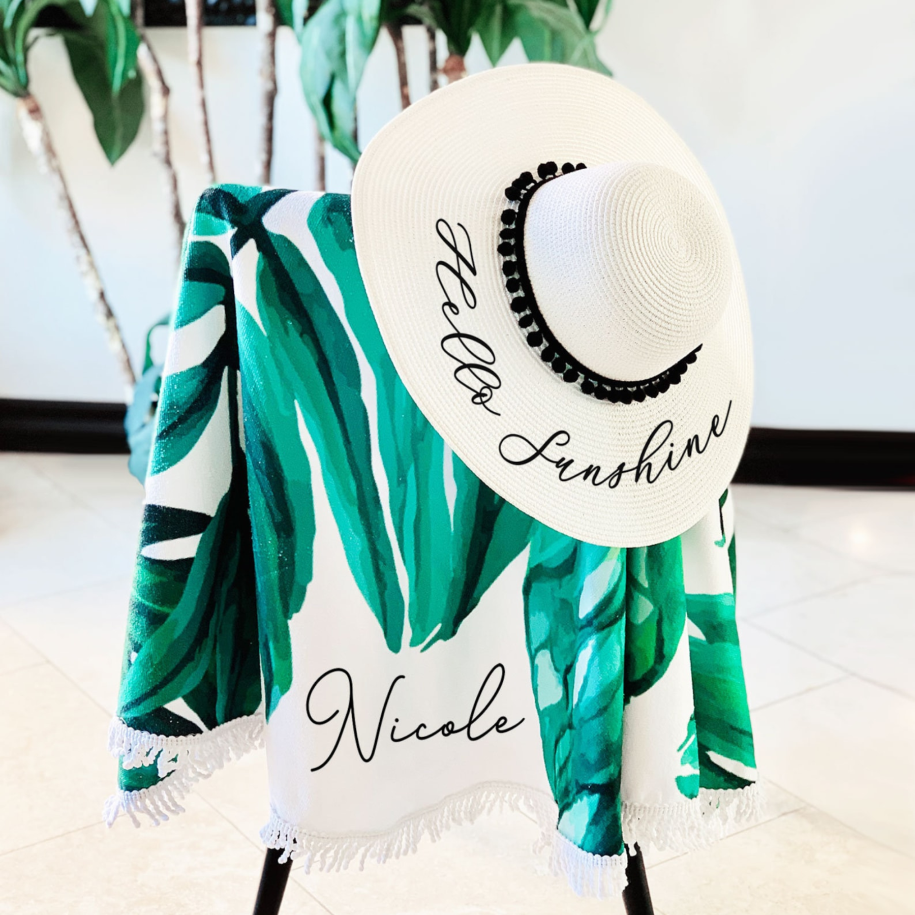 Personalized Tropical Round Beach Towels for Unique & Love | JNSTowel02