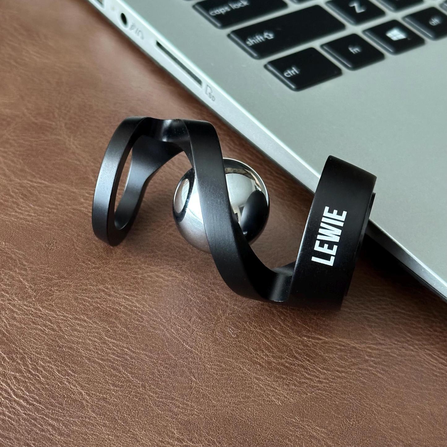 Personalized Name Engraved Suspended Gyroscope Decoration for Unique & Love | JNSDec176