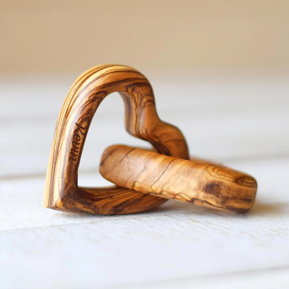 Personalized Olive Wood Interlocking Hearts for Unique & Love | JNSDec180