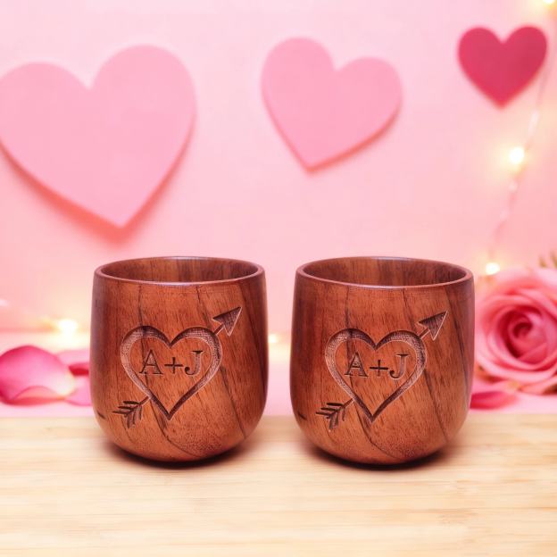 Personalized Valentine's Day Couple Initials Heart Arrow Engraved Wood Cup | JNSBottle05