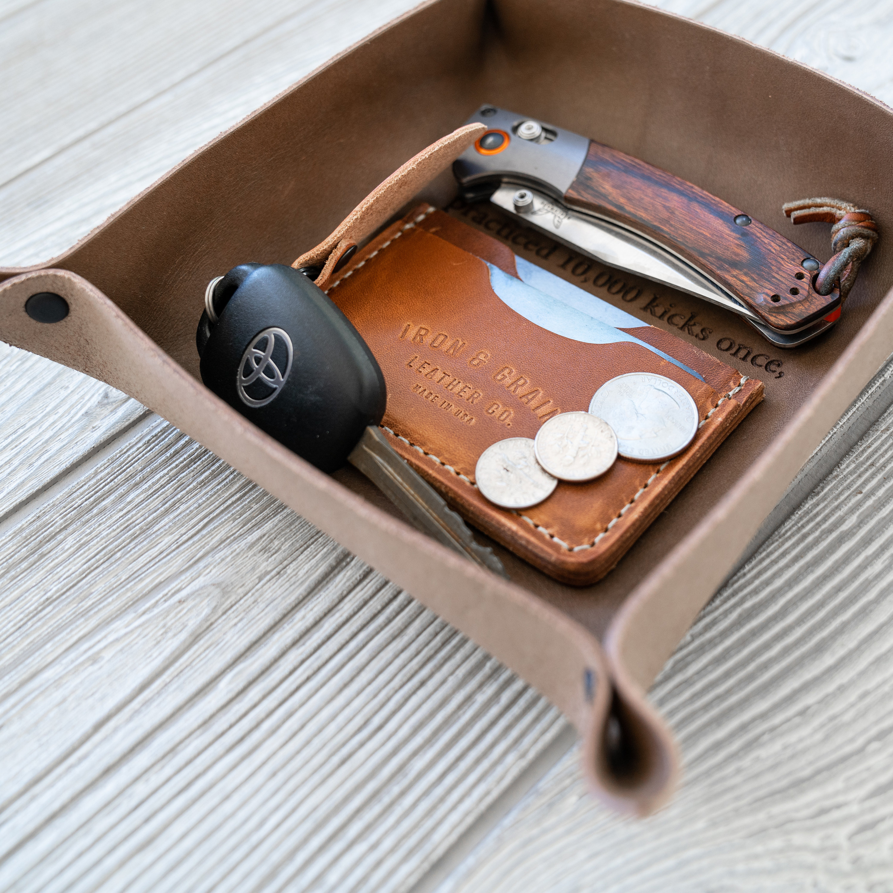 Personalized Leather Tray for Unique & Love | JNSDec27