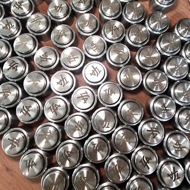 Personalized Monogram Stainless Wine Bottle Stopper for Corked Bottles for Unique & Love | JNSDec184