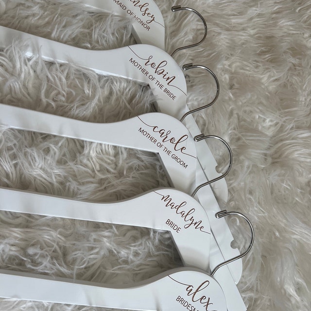 Personalized Wedding Hangers for Unique & Love | JNSDec01