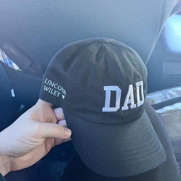 Personalized Embroidered DAD Hat with Kids Names for Unique & Love | JNSHat10