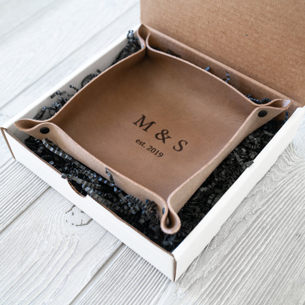 Personalized Leather Tray for Unique & Love | JNSDec27