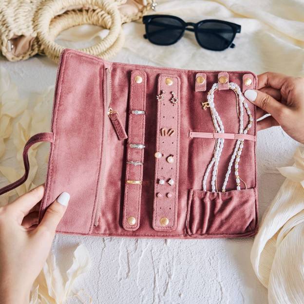 Personalized Monogrammed Velvet Travel Jewelry Rolls | JNSBag77