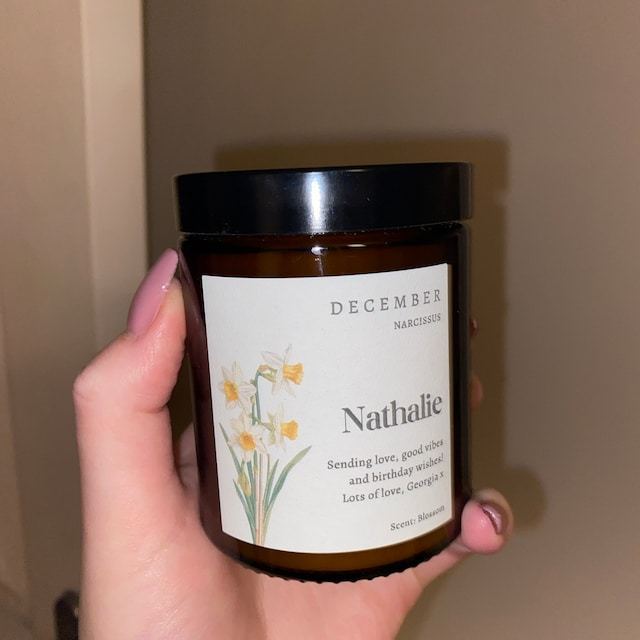 Personalized Birth Flower Candle for Unique & Love | JNSDec55