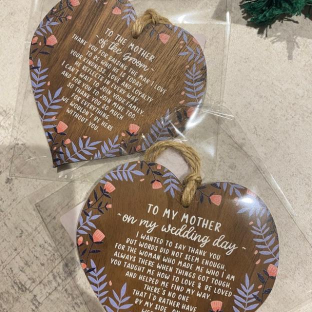 Personalized Gift for Mum Hanging Wooden Heart for Unique and Love | JNSDec63