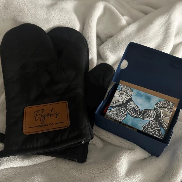 Personalized Monogram Leather Patch Oven Mitt for Unique & Love | JNSCloth56