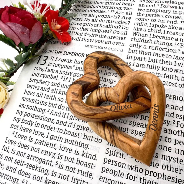 Personalized Olive Wood Interlocking Hearts for Unique & Love | JNSDec180