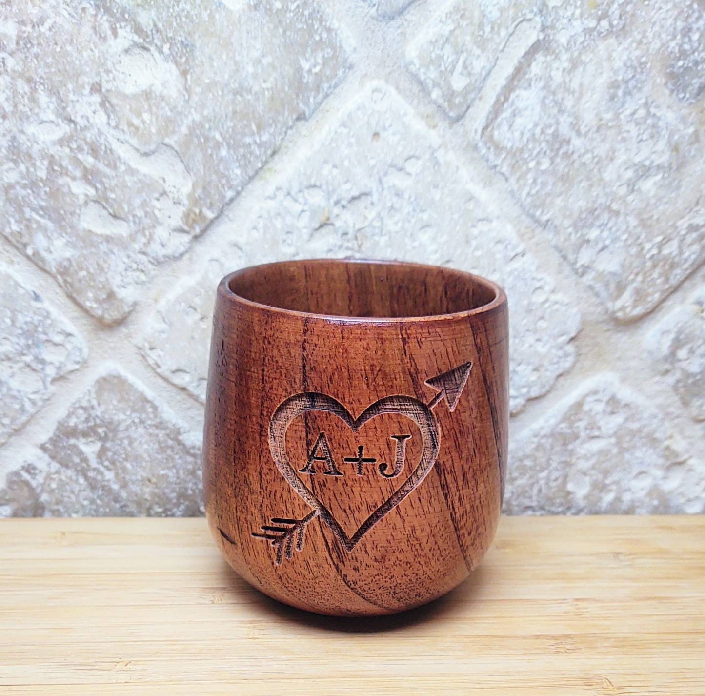 Personalized Valentine's Day Couple Initials Heart Arrow Engraved Wood Cup | JNSBottle05