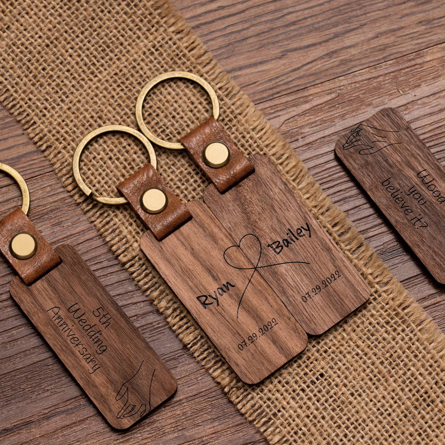 Personalized Wood Couple Keychain for Unique & Love | JNSDec114