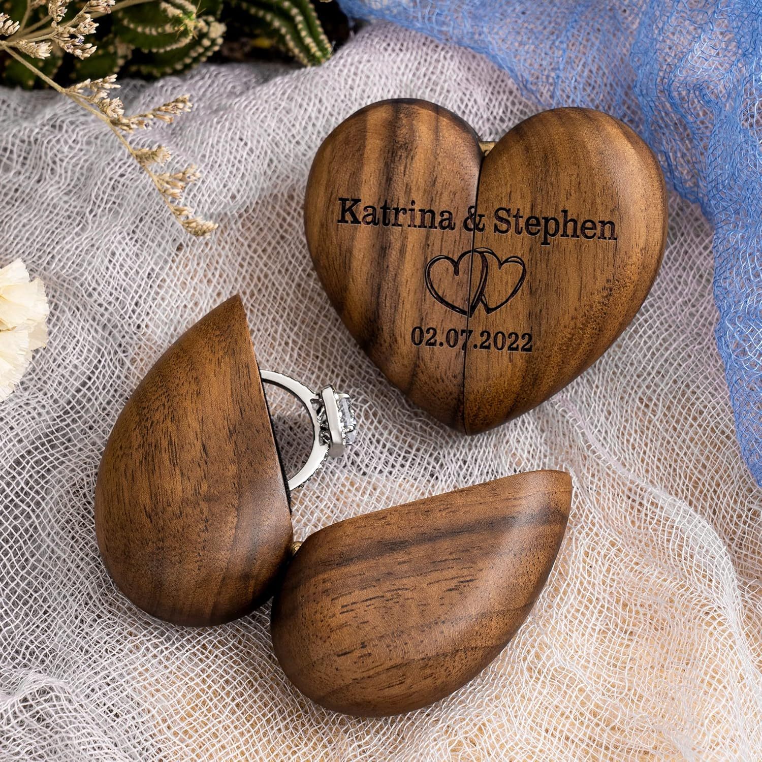 Personalized Name Heart Shaped Wooden Ring Box | JNSCase07