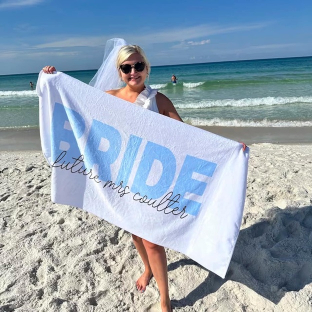 Personalized Bride and Bridesmaid Beach Towels for Unique & Love | JNSTowel01