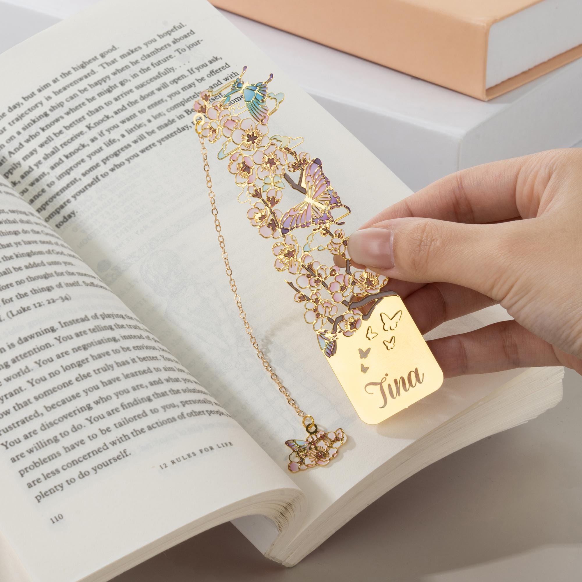 Personalized Birth Flower Butterfly Bookmark with Decorative Chain for Unique and Love | JNSDec230