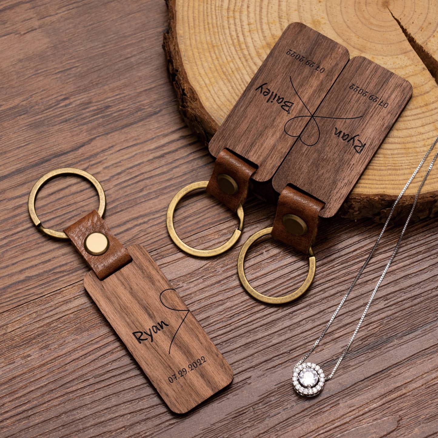 Personalized Wood Couple Keychain for Unique & Love | JNSDec114