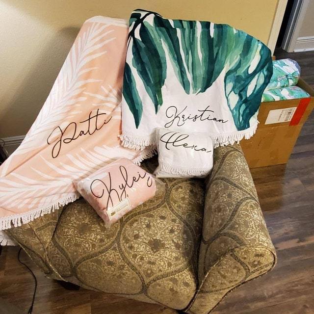 Personalized Tropical Round Beach Towels for Unique & Love | JNSTowel02