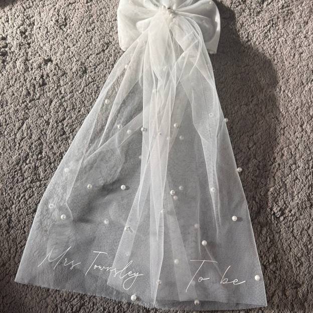 Personalized Monogrammed Bridal Pearl Veil for Hen Party | JNSCloth34