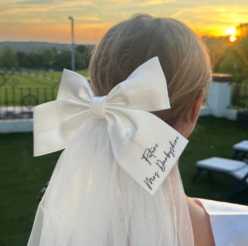Personalized Name Bow Veil for Unique & Love | JNSCloth31