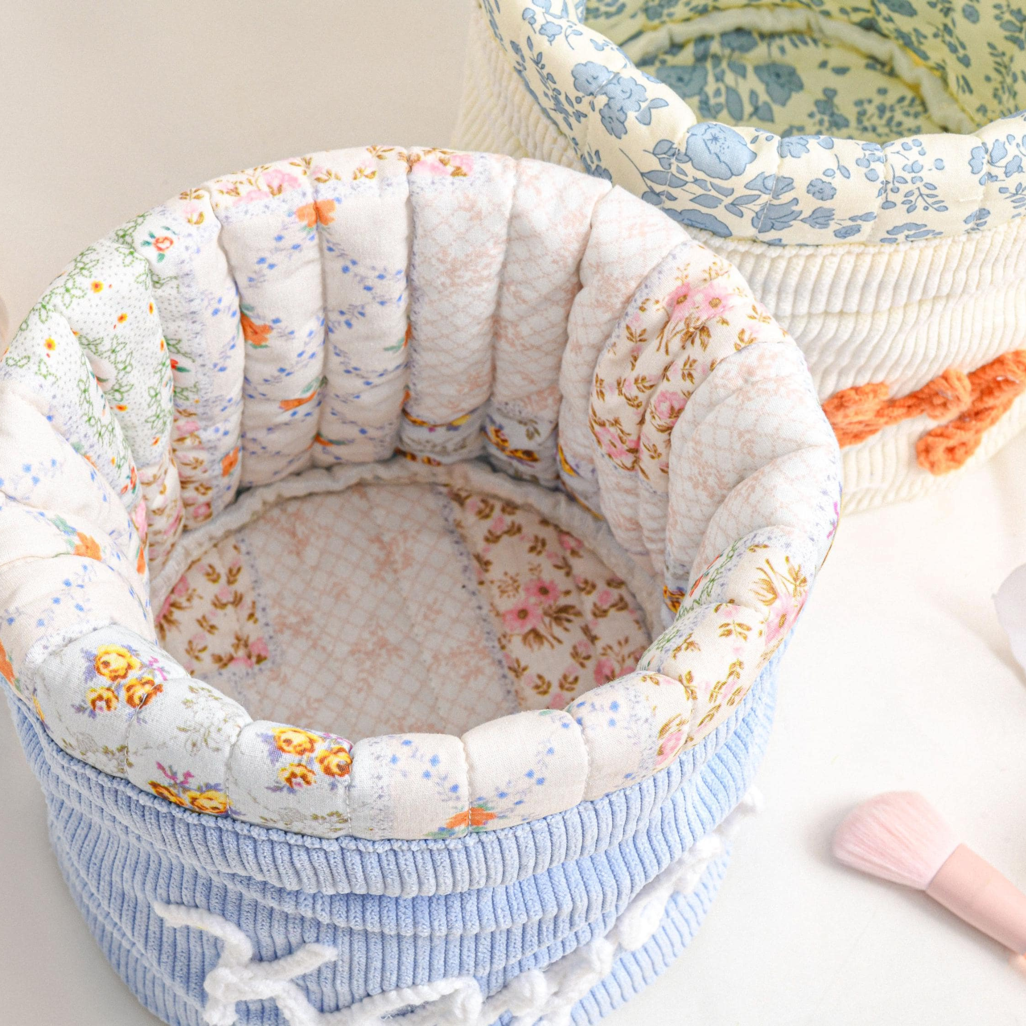 Personalized Hand Embroidered Makeup Bag for Unique & Love | JNSBag135
