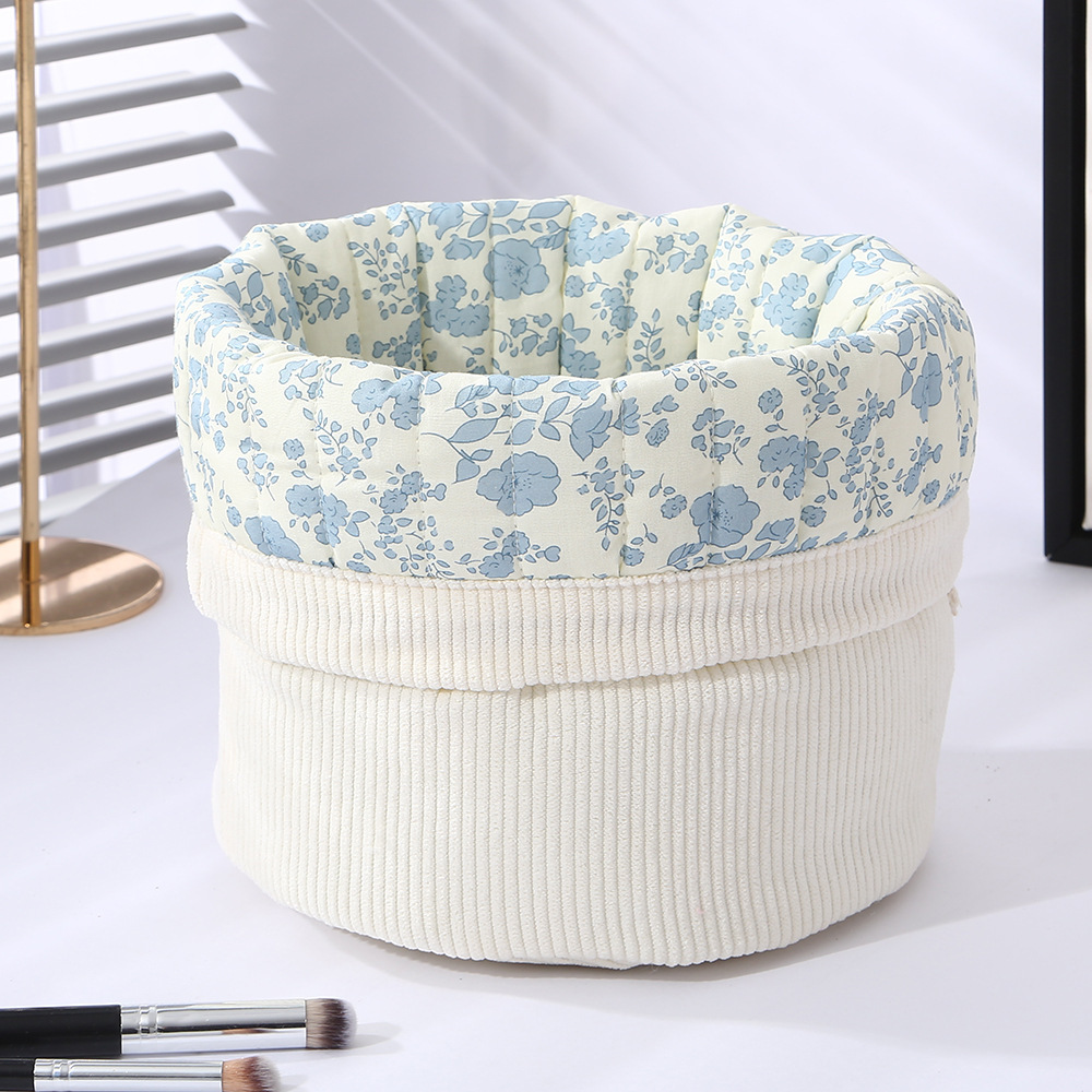 Personalized Hand Embroidered Makeup Bag for Unique & Love | JNSBag135