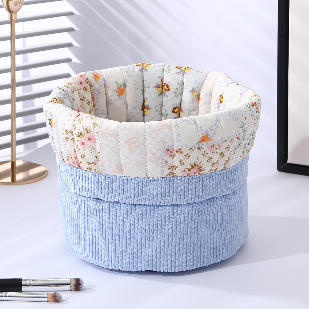 Personalized Hand Embroidered Makeup Bag for Unique & Love | JNSBag135