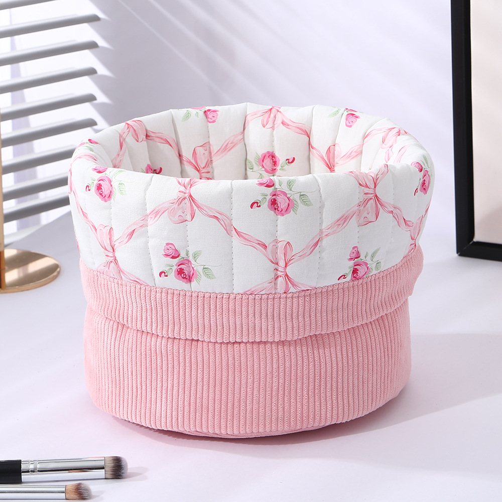Personalized Hand Embroidered Makeup Bag for Unique & Love | JNSBag135