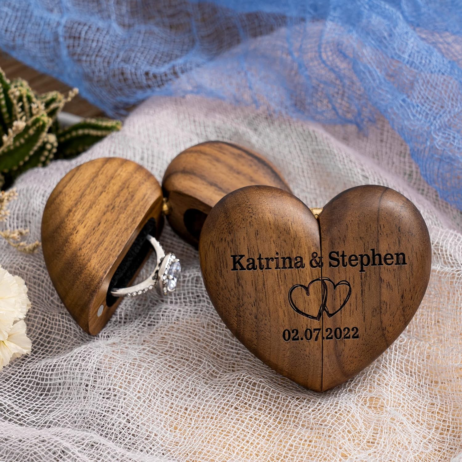 Personalized Name Heart Shaped Wooden Ring Box | JNSCase07