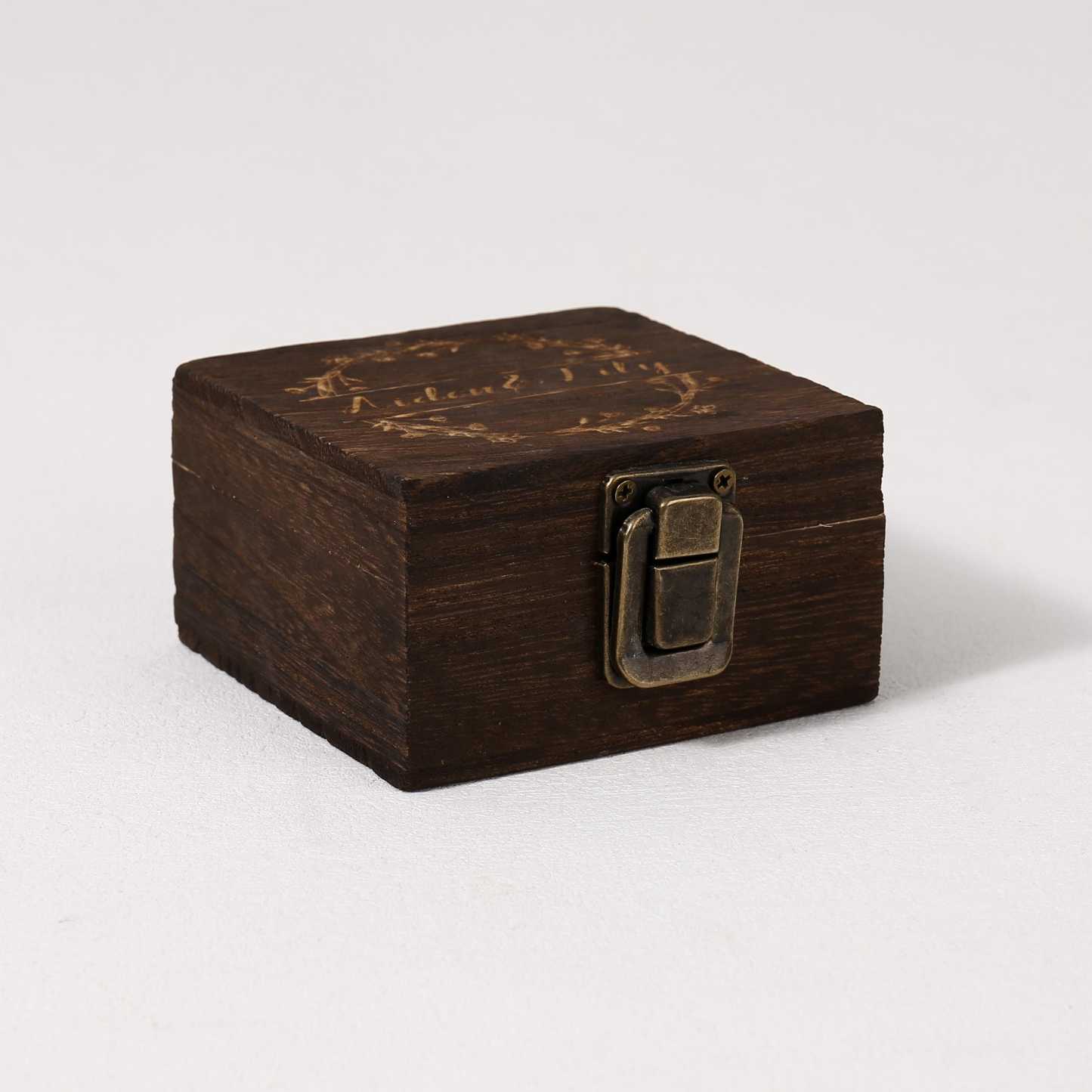 Personalized Engraved Fishing Lure Hook for Unique & Love | JNSTool03