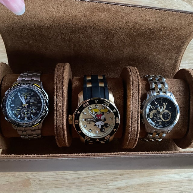  Personalized Leather Watch Case for Unique & Love | JNSBag15