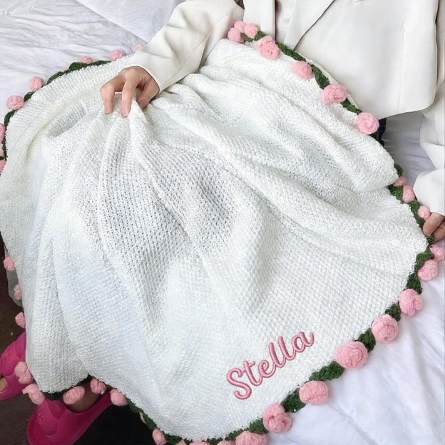 Personalized Embroidered Crochet Rose Bouquet Blanket For Unique & Love | JNSDec201